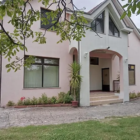 Prenociste San Guest house *