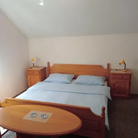 Prenociste San Guest house *