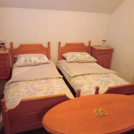 Gæstehus Prenociste San *