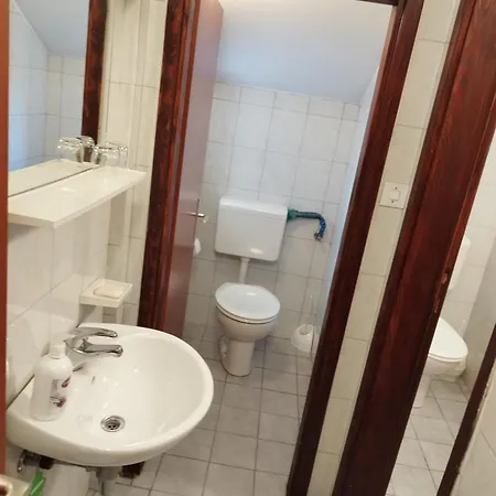 Prenociste San * Livno