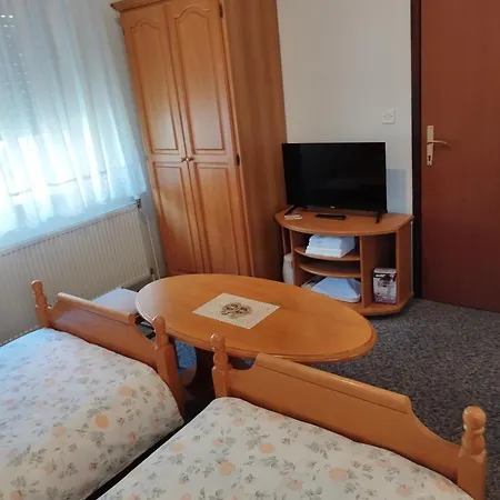 Prenociste San *