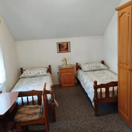 Prenociste San Livno