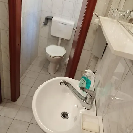 Prenociste San Guest house *