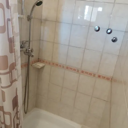 Prenociste San Guest house *